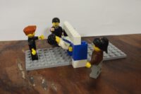 Lego Figuren an einer Lambada-Stage